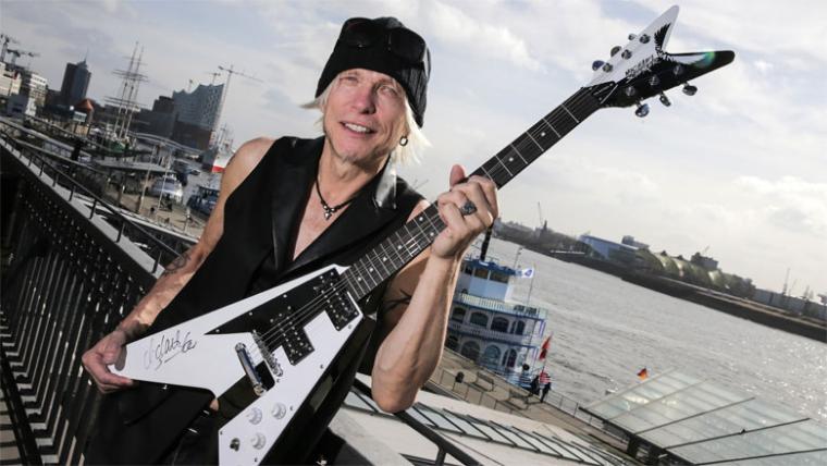 MICHAEL SCHENKER: UFO ΚΑΙ SCORPIONS ΚΟΡΟΪΔΕΥΟΥΝ ΤΟ ΚΟΙΝΟ