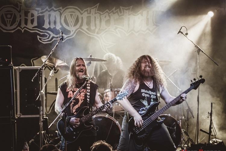 OLD MOTHER HELL: AKOYΣΤΕ ΤΟ ΥΠΕΡΟΧΟ ΝΕΟ SINGLE