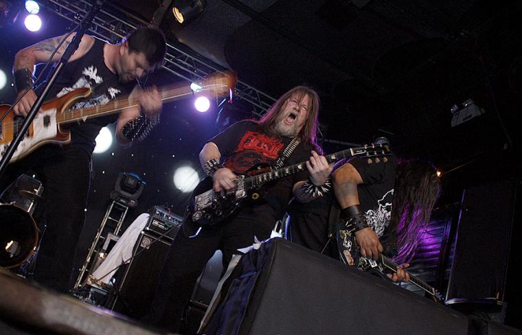AUTOPSY - INTRODUCE NEW BASS PLAYER