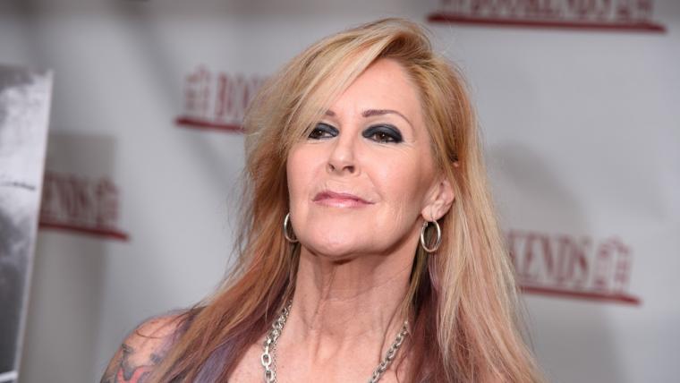 Η LITA FORD ΠΕΡΙΓΡΑΦΕΙ ΠΩΣ ΞΕΚΙΝΗΣΕ Η ΣΧΕΣΗ ΤΗΣ ΜΕ ΤΗΝ ΚΙΘΑΡΑ
