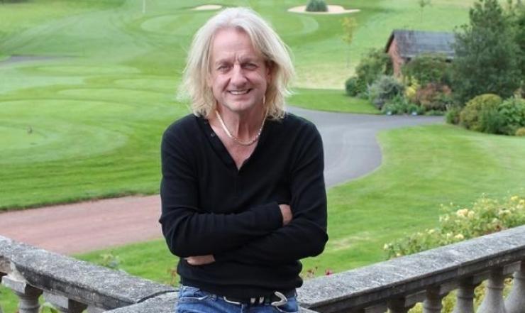 K.K. DOWNING: ΚΥΚΛΟΦΟΡΕΙ ΤΑ ΑΠΟΜΝΗΜΟΝΕΥΜΑΤΑ ΤΟΥ