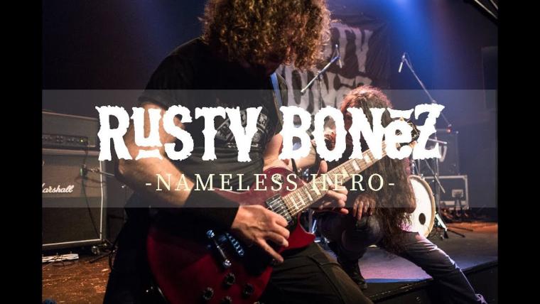 RUSTY BONEZ ΠΡΩΤΟ ΒΙΝΤΕΟ ΓΙΑ ΤΟΝ ΑΝΩΝΥΜΟ ΗΡΩΑ!